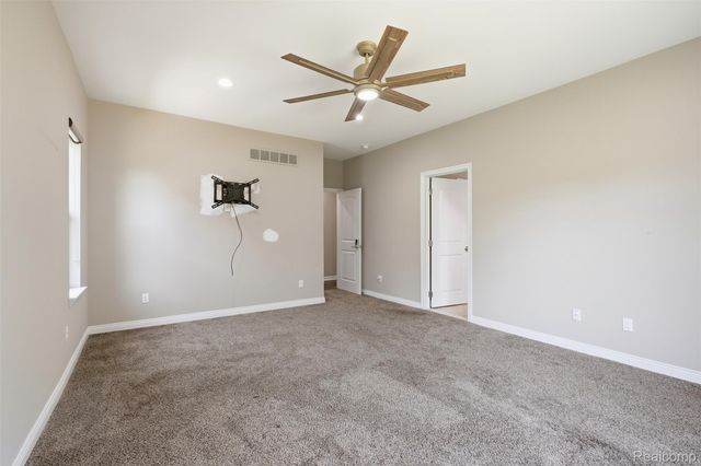 7419 Park Terrace Lane, Shelby Charter Township, MI 48317
