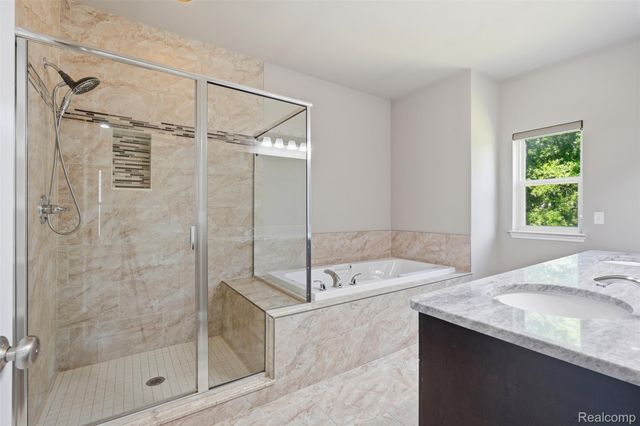 7419 Park Terrace Lane, Shelby Charter Township, MI 48317