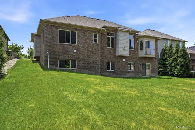 7419 Park Terrace Lane, Shelby Charter Township, MI 48317