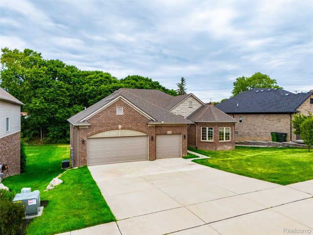 7419 Park Terrace Lane, Shelby Charter Township, MI 48317