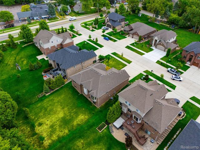 7419 Park Terrace Lane, Shelby Charter Township, MI 48317