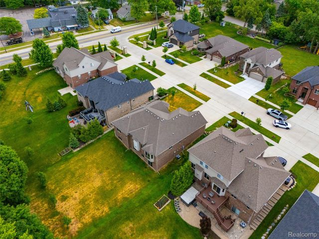 7419 Park Terrace Lane, Shelby Charter Township, MI 48317