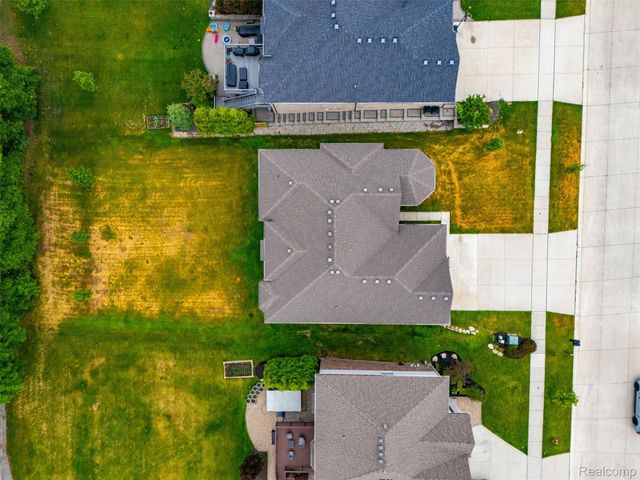 7419 Park Terrace Lane, Shelby Charter Township, MI 48317