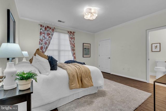 34 HARBOUR HEIGHTS DR, Annapolis, MD 21401