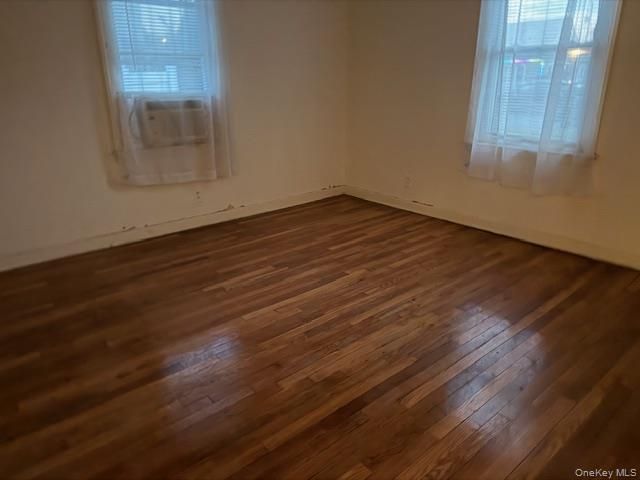 5 totten st, Bethpage, NY 11714