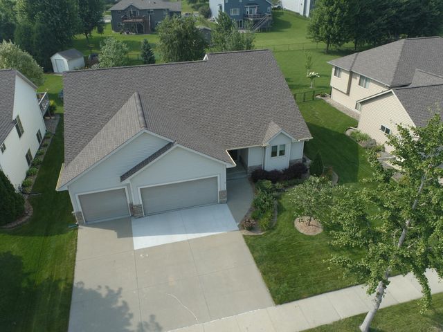 6075 Granite Drive NW, Rochester, MN 55901