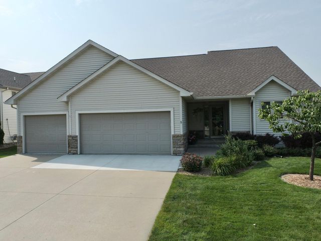 6075 Granite Drive NW, Rochester, MN 55901