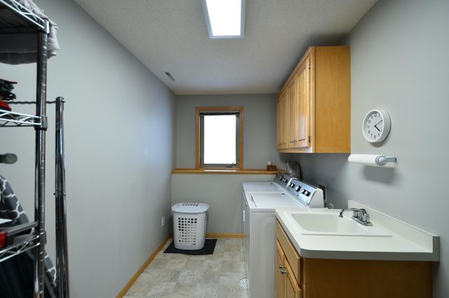 6075 Granite Drive NW, Rochester, MN 55901