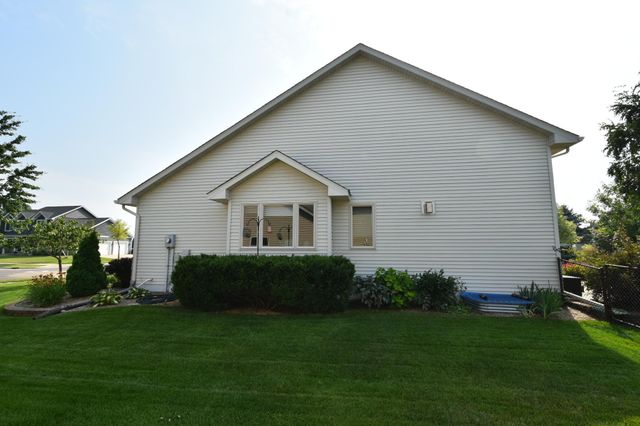 6075 Granite Drive NW, Rochester, MN 55901