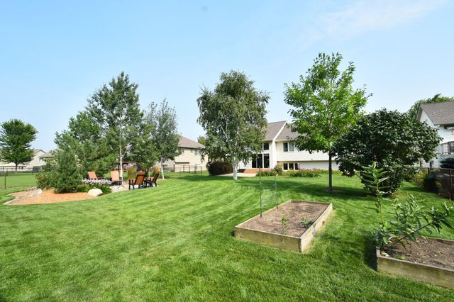 6075 Granite Drive NW, Rochester, MN 55901