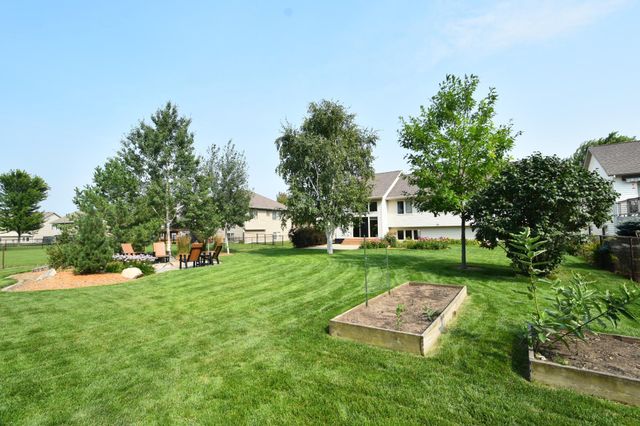 6075 Granite Drive NW, Rochester, MN 55901