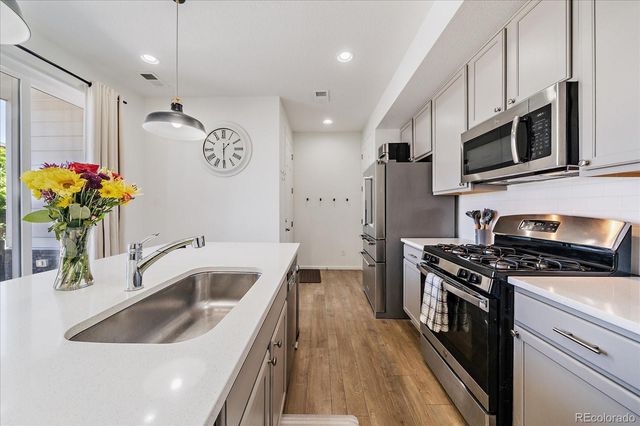 23600 E 5th Drive, Aurora, CO 80018