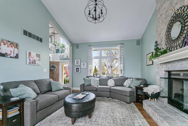 N61W14539 Brookside DRIVE, Menomonee Falls, WI 53051