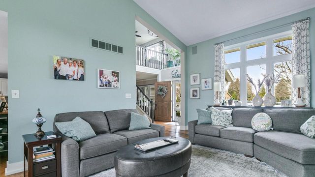 N61W14539 Brookside DRIVE, Menomonee Falls, WI 53051