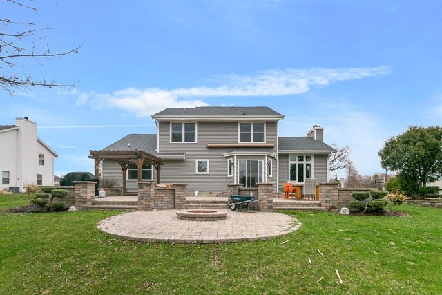 N61W14539 Brookside DRIVE, Menomonee Falls, WI 53051
