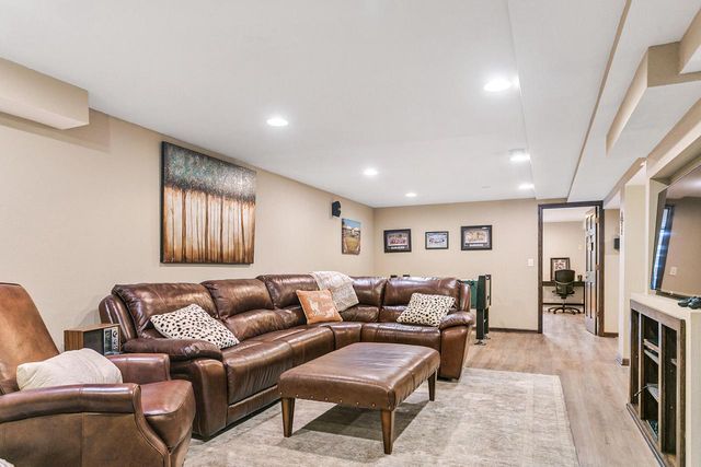 N61W14539 Brookside DRIVE, Menomonee Falls, WI 53051