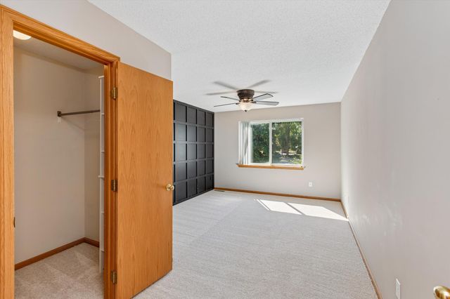 11712 Ryan Circle 1608, Burnsville, MN 55337
