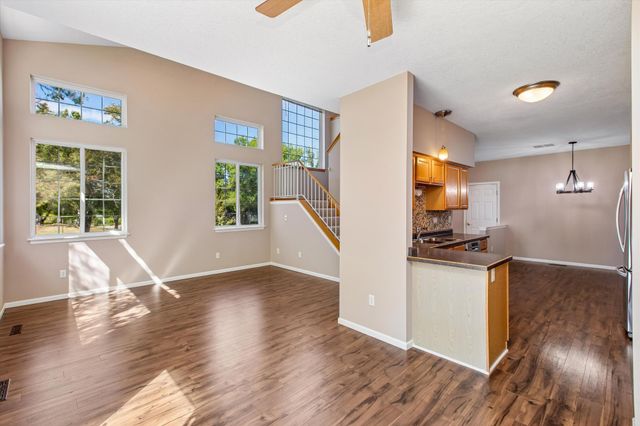 11712 Ryan Circle 1608, Burnsville, MN 55337