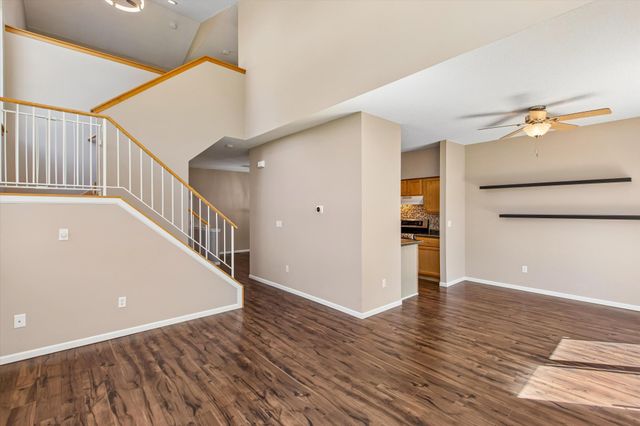 11712 Ryan Circle 1608, Burnsville, MN 55337