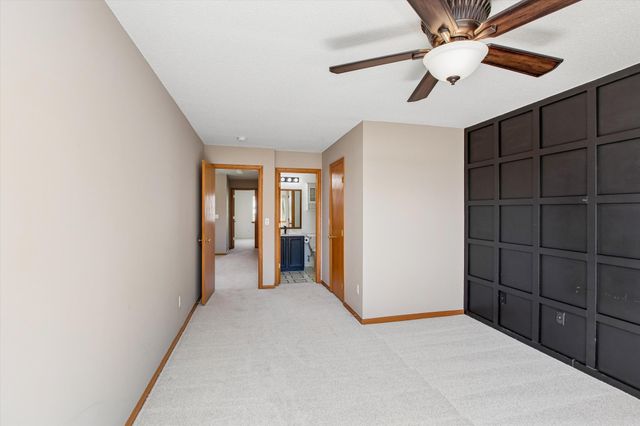 11712 Ryan Circle 1608, Burnsville, MN 55337