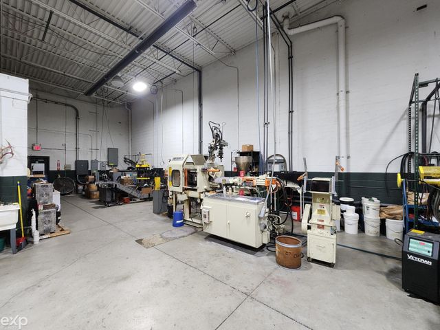 0000 Gratiot Avenue, Chesterfield, MI 48051