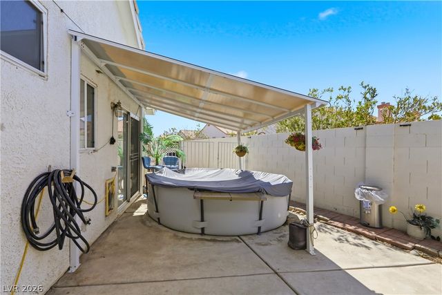 7535 Meadowoak Lane, Las Vegas, NV 89147