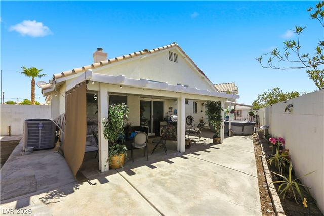 7535 Meadowoak Lane, Las Vegas, NV 89147