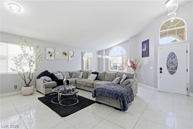 7535 Meadowoak Lane, Las Vegas, NV 89147