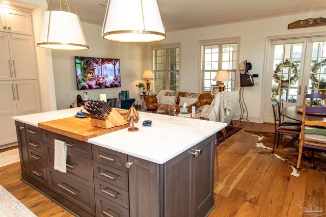 922 E Blount St, Pensacola, FL 32503