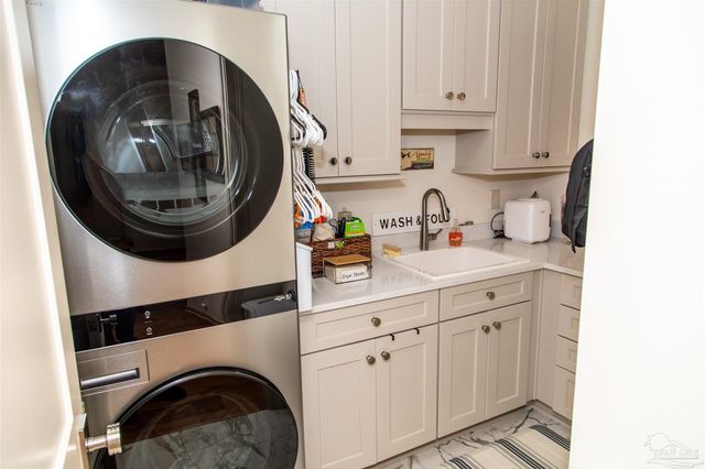 922 E Blount St, Pensacola, FL 32503