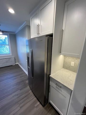 257 Cedarhurst Avenue A10, Cedarhurst, NY 11516