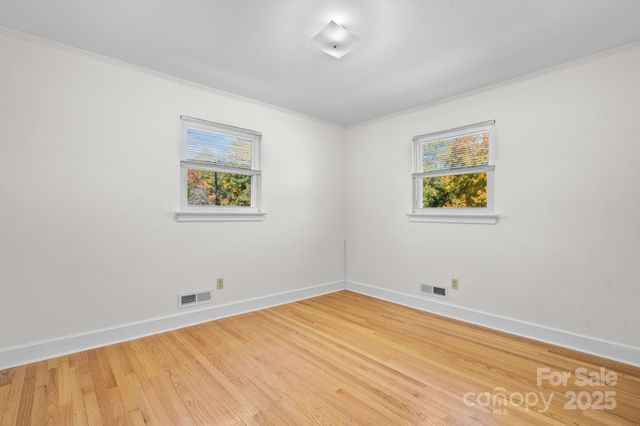 831 21st Street Drive SE, Hickory, NC 28602