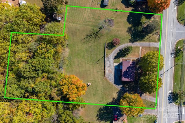 831 21st Street Drive SE, Hickory, NC 28602