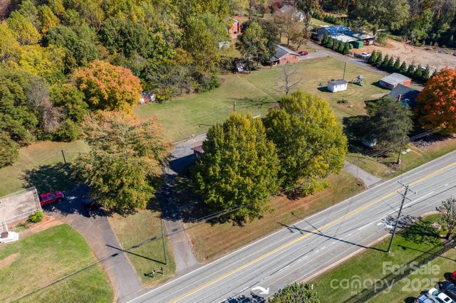 831 21st Street Drive SE, Hickory, NC 28602