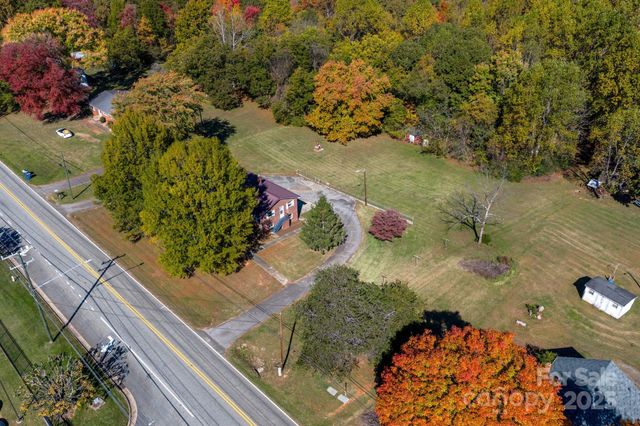 831 21st Street Drive SE, Hickory, NC 28602