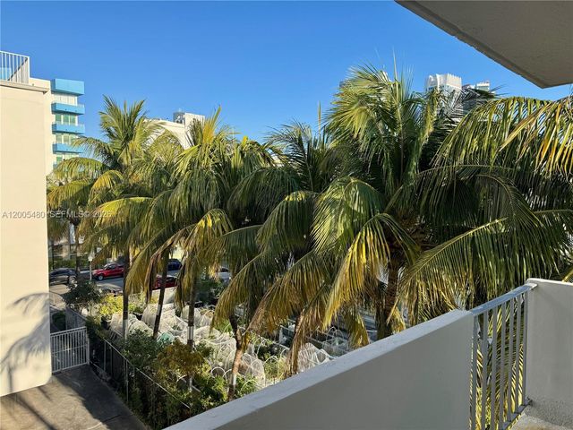 240 Collins Ave 4G, Miami Beach, FL 33139
