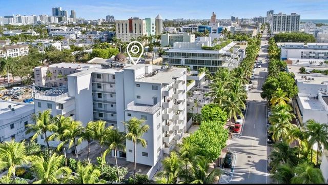 240 Collins Ave 4G, Miami Beach, FL 33139