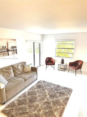 240 Collins Ave 4G, Miami Beach, FL 33139