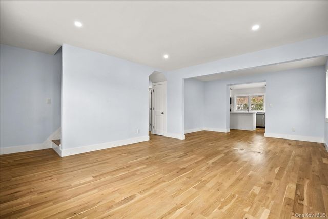27 Circle Drive, Hempstead, NY 11550