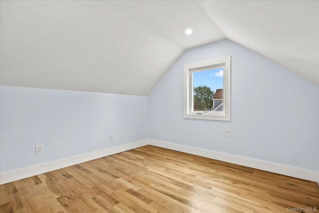 27 Circle Drive, Hempstead, NY 11550