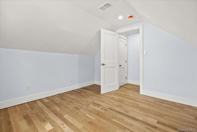 27 Circle Drive, Hempstead, NY 11550