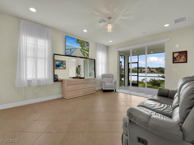 10538 Carolina Willow DR, Fort Myers, FL 33913