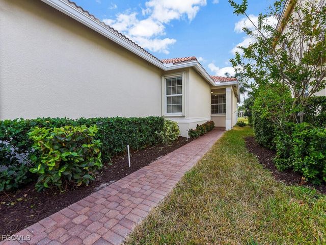 10538 Carolina Willow DR, Fort Myers, FL 33913