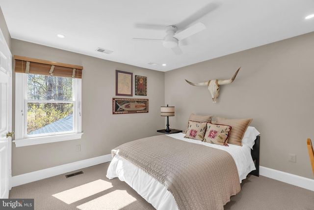7317 S VIEW CT, Fairfax Station, VA 22039