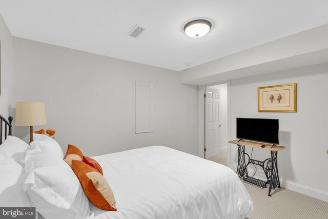 7317 S VIEW CT, Fairfax Station, VA 22039