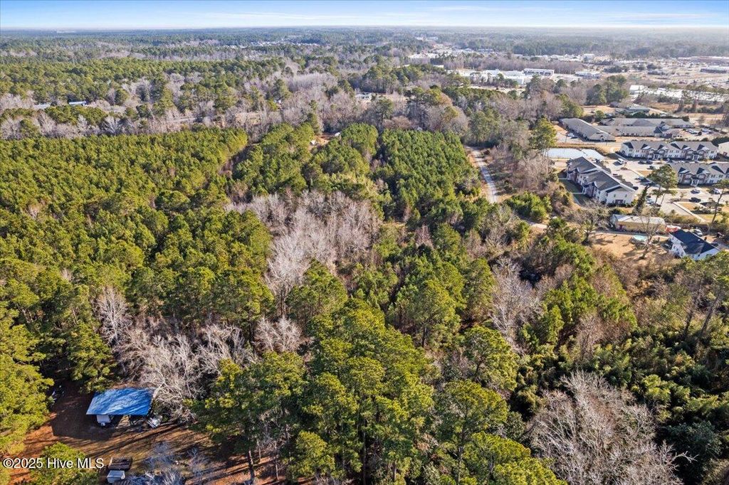 Image 19 of property listing at 4700 Shallotte Avenue, Shallotte, NC 28470