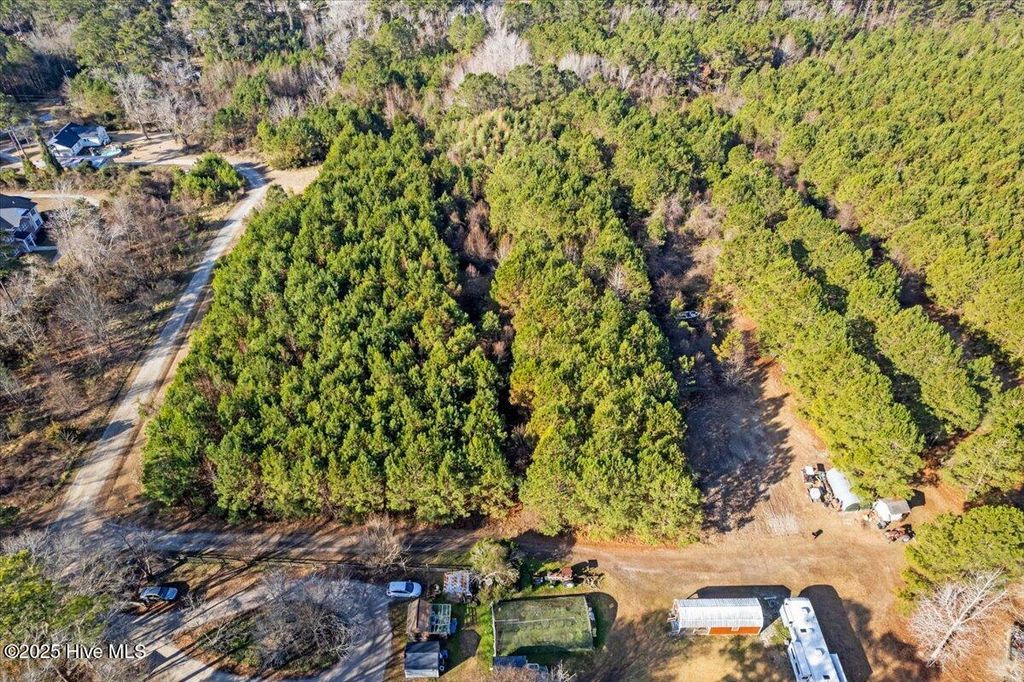 Image 20 of property listing at 4700 Shallotte Avenue, Shallotte, NC 28470