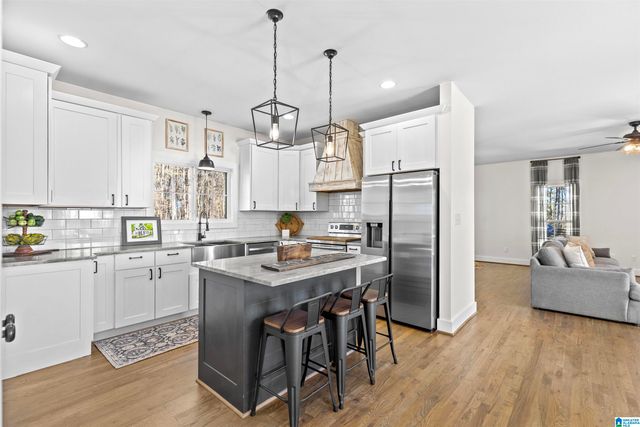 825 COVE ROAD, Sylacauga, AL 35151