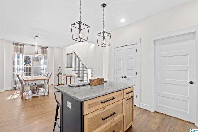 825 COVE ROAD, Sylacauga, AL 35151