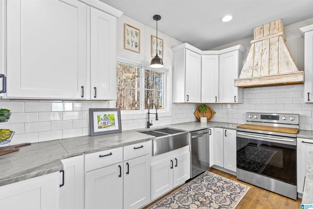 825 COVE ROAD, Sylacauga, AL 35151